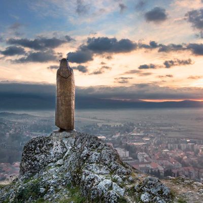 Radostan susret monjsinjora Jozića i korisnika iz Podružnice Sinj