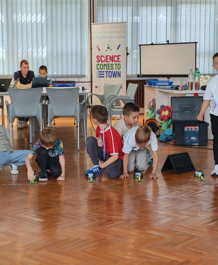 Spoj zabave i učenja: Sve prednosti robotike za razvoj djeteta